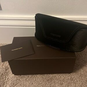 TOM FORD Sunglasses case box and polishing cloth. New